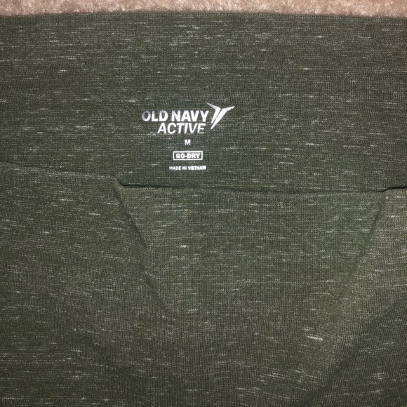 Old navy workout pants - Picture 3 of 5